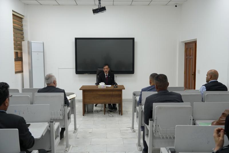 <p>المعهد القضائي يفتتح دورة أصول التحقيق الإداري بمشاركة 29 موظفاً من مؤسسات الدولة</p>
<p>&nbsp;</p>