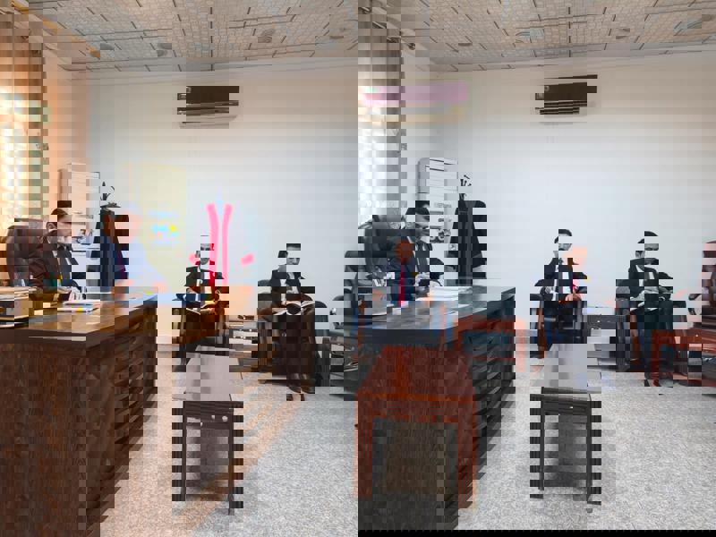 <p>التدريب العملي لطلبة المعهد القضائي في نيابة الادعاء العام بمحكمة الأحوال الشخصية في ناحية الوحدة</p>