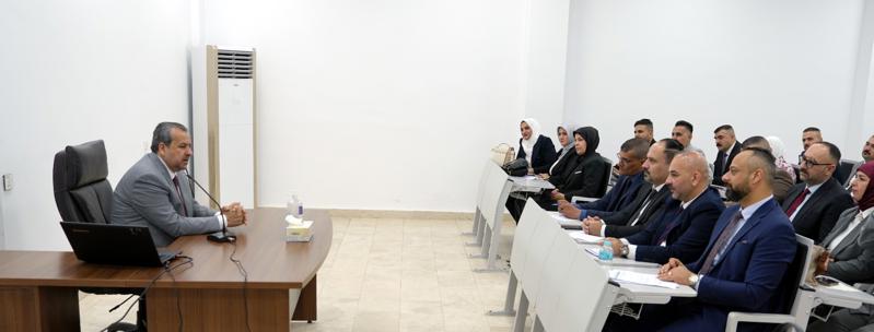<p>المعهد القضائي يفتتح دورة القيادات الإدارية الوسطى</p>