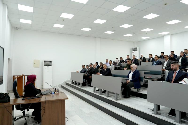 <p>المعهد القضائي يفتتح دورة تدريبية في مبادئ استخدام الحاسوب</p>