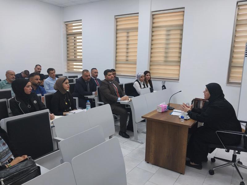 <p>المعهد القضائي يفتتح دورة العقود الحكومية</p>